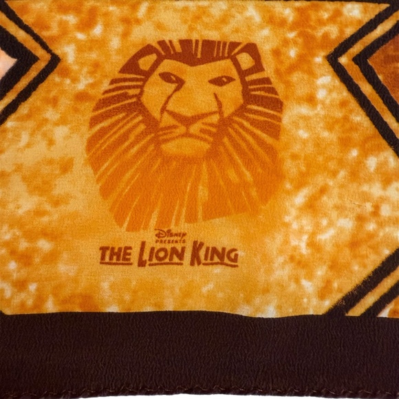 Disney The Lion King Silk Scarf – 33” Square – Pristine Condition 🦁 - Picture 6 of 10
